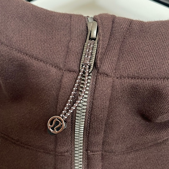 Lululemon Scuba Full Zip Espresso - Picture 4 of 6
